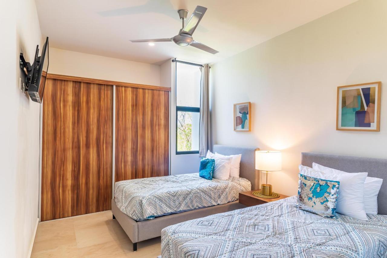 Entire House- 3br With Private Roof Deck Ferienhaus