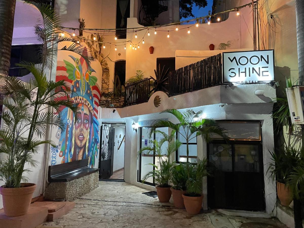 Moonshine Hotel 3*