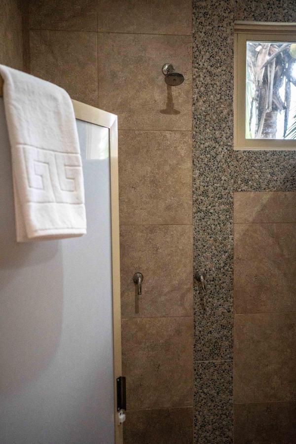 Casalesgarcons Bed & Breakfast *