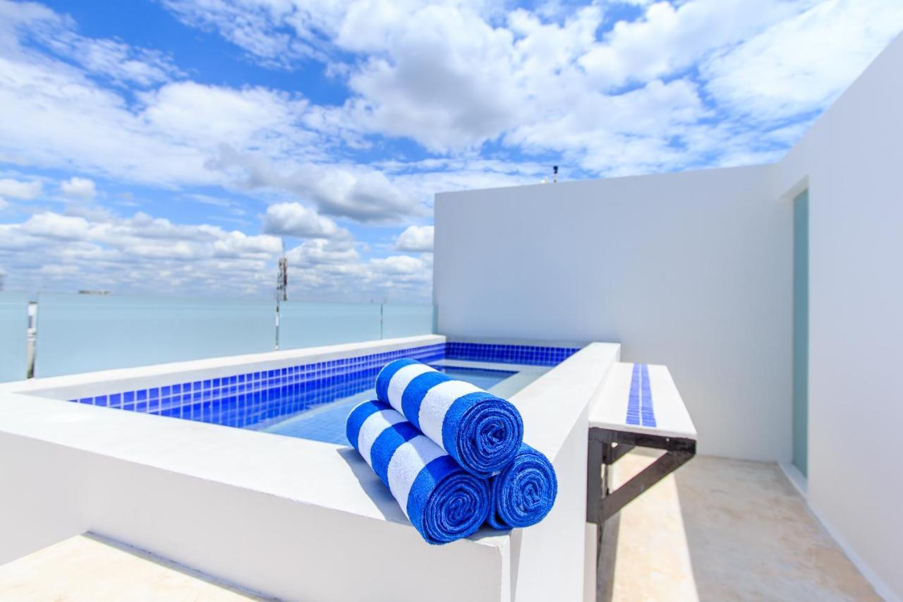 Apartment A-nah Apartments, Rooftop Pool, Walking Distance To 5th Avenue