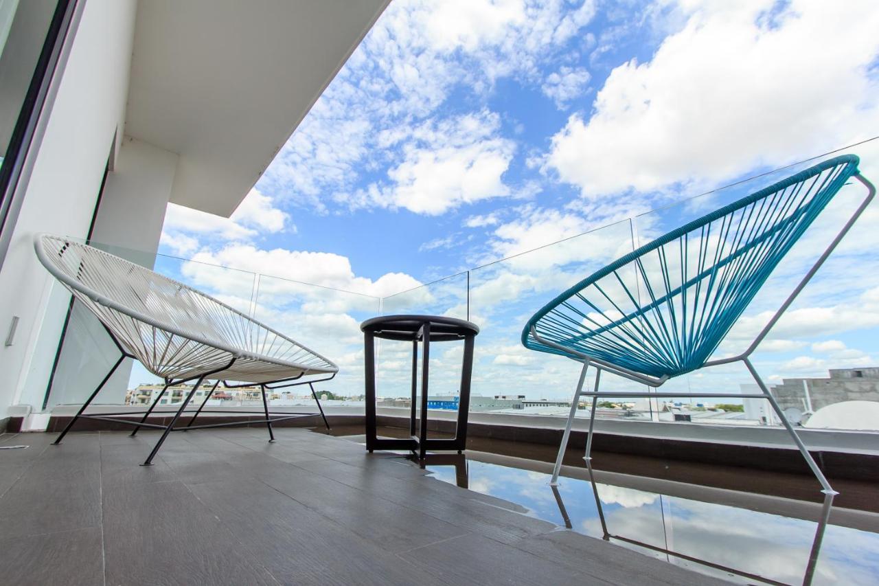 A-nah Apartments, Rooftop Pool, Walking Distance To 5th Avenue Apartment