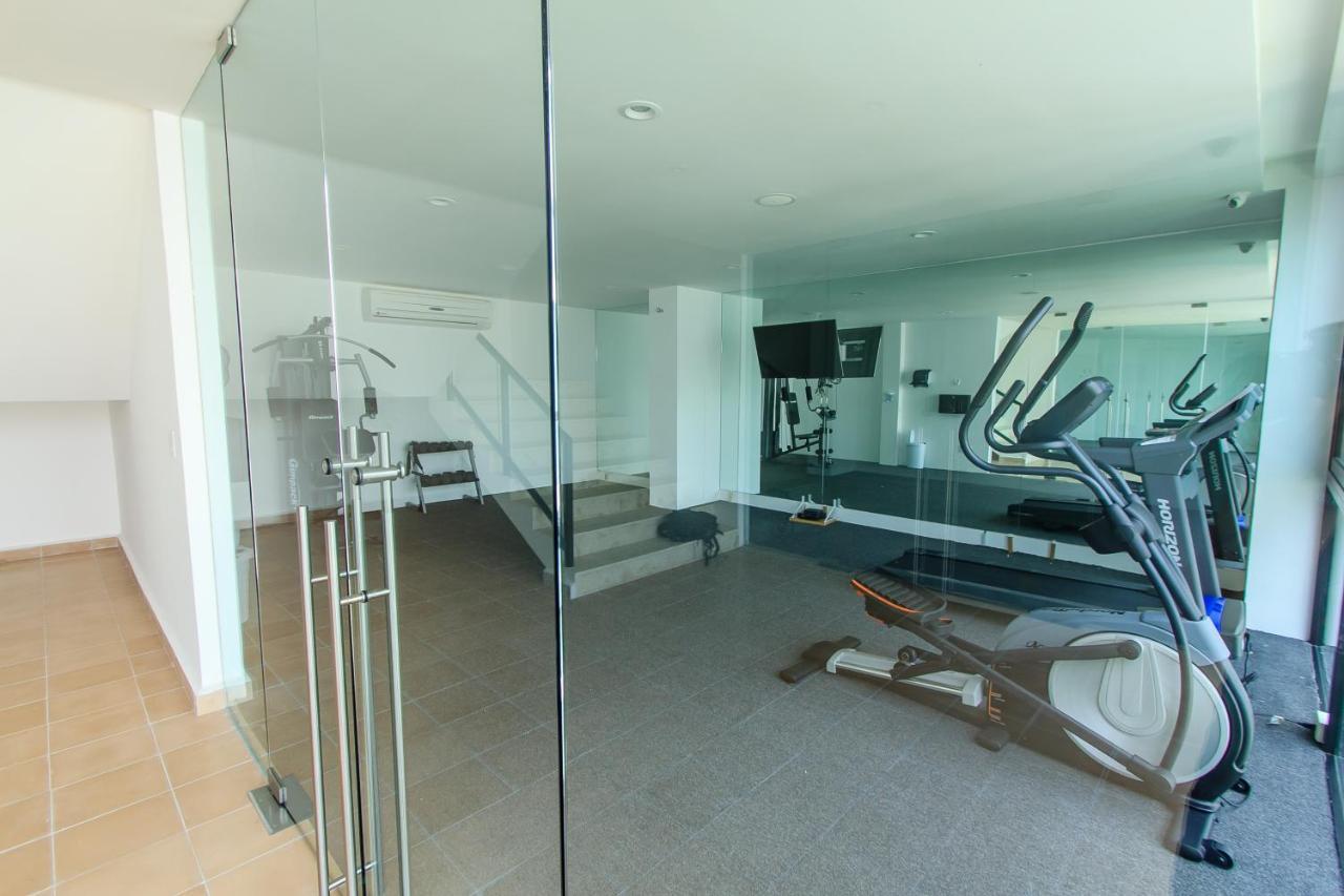 A-nah Apartments, Rooftop Pool, Walking Distance To 5th Avenue Apartment *
