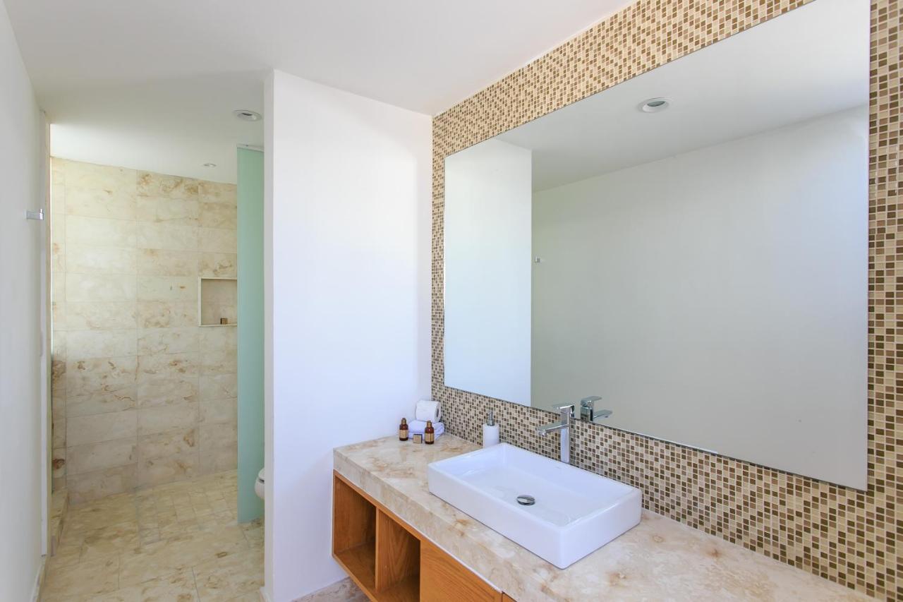 A-nah Apartments, Rooftop Pool, Walking Distance To 5th Avenue * Playa del Carmen