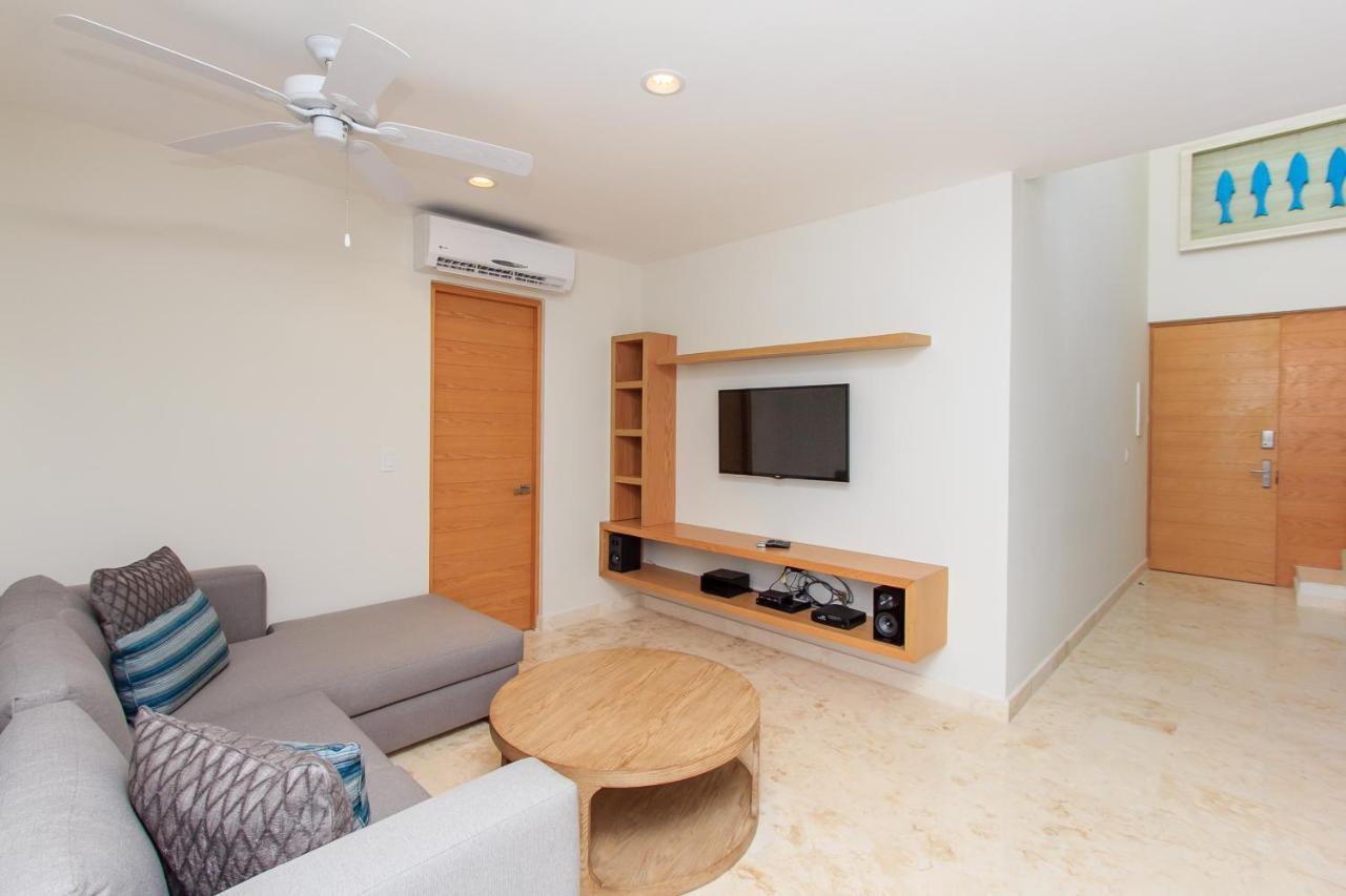 A-nah Apartments, Rooftop Pool, Walking Distance To 5th Avenue