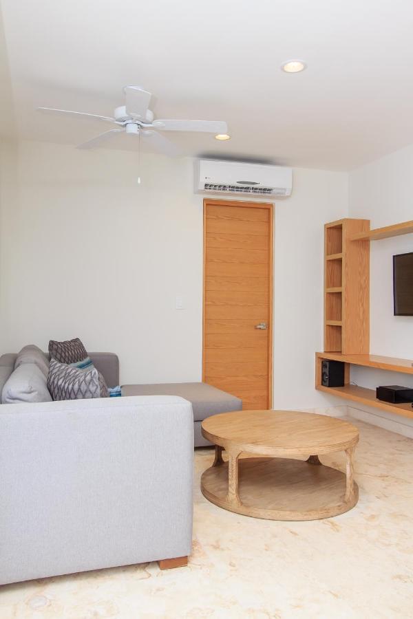 A-nah Apartments, Rooftop Pool, Walking Distance To 5th Avenue Playa del Carmen
