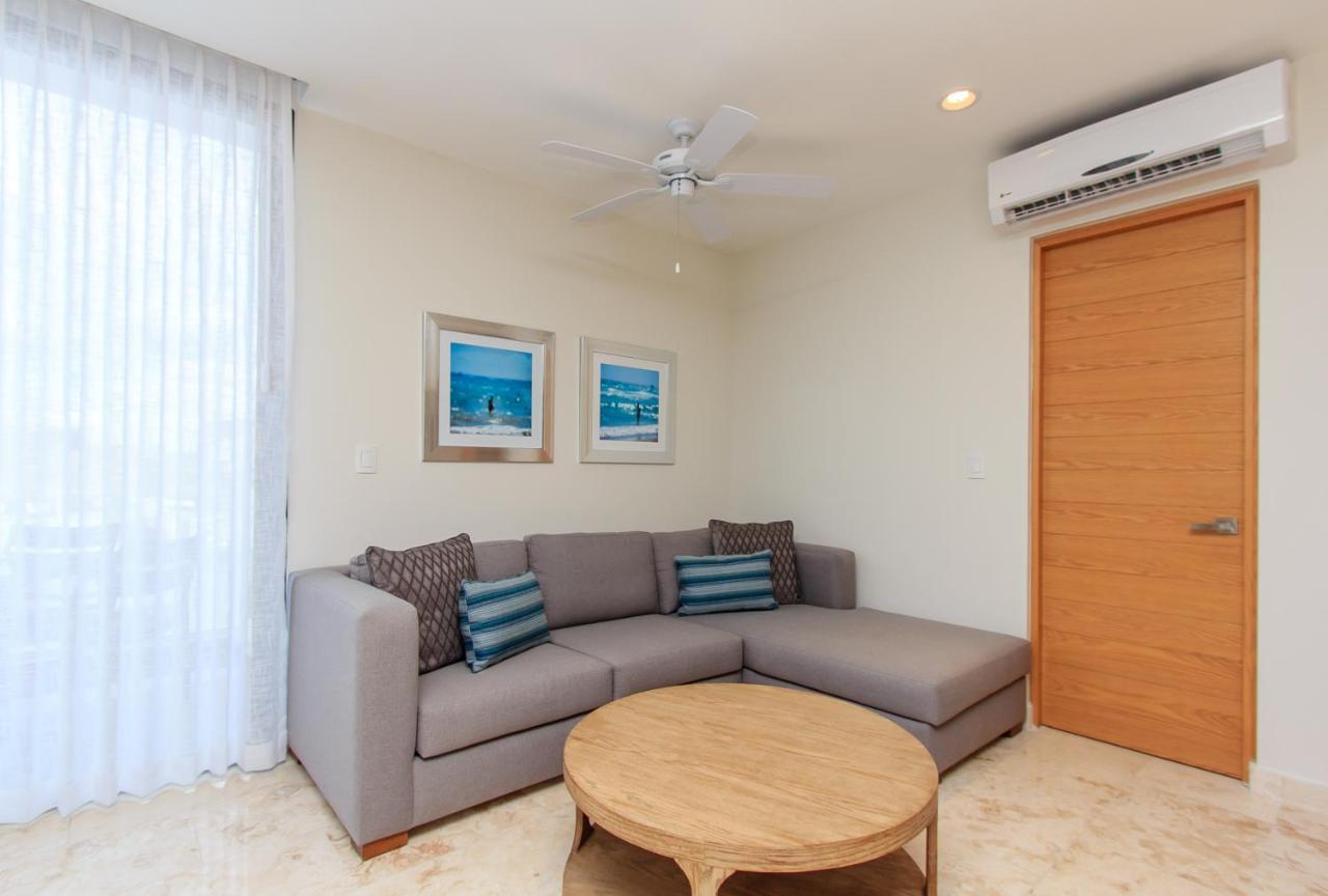 Apartment A-nah Apartments, Rooftop Pool, Walking Distance To 5th Avenue