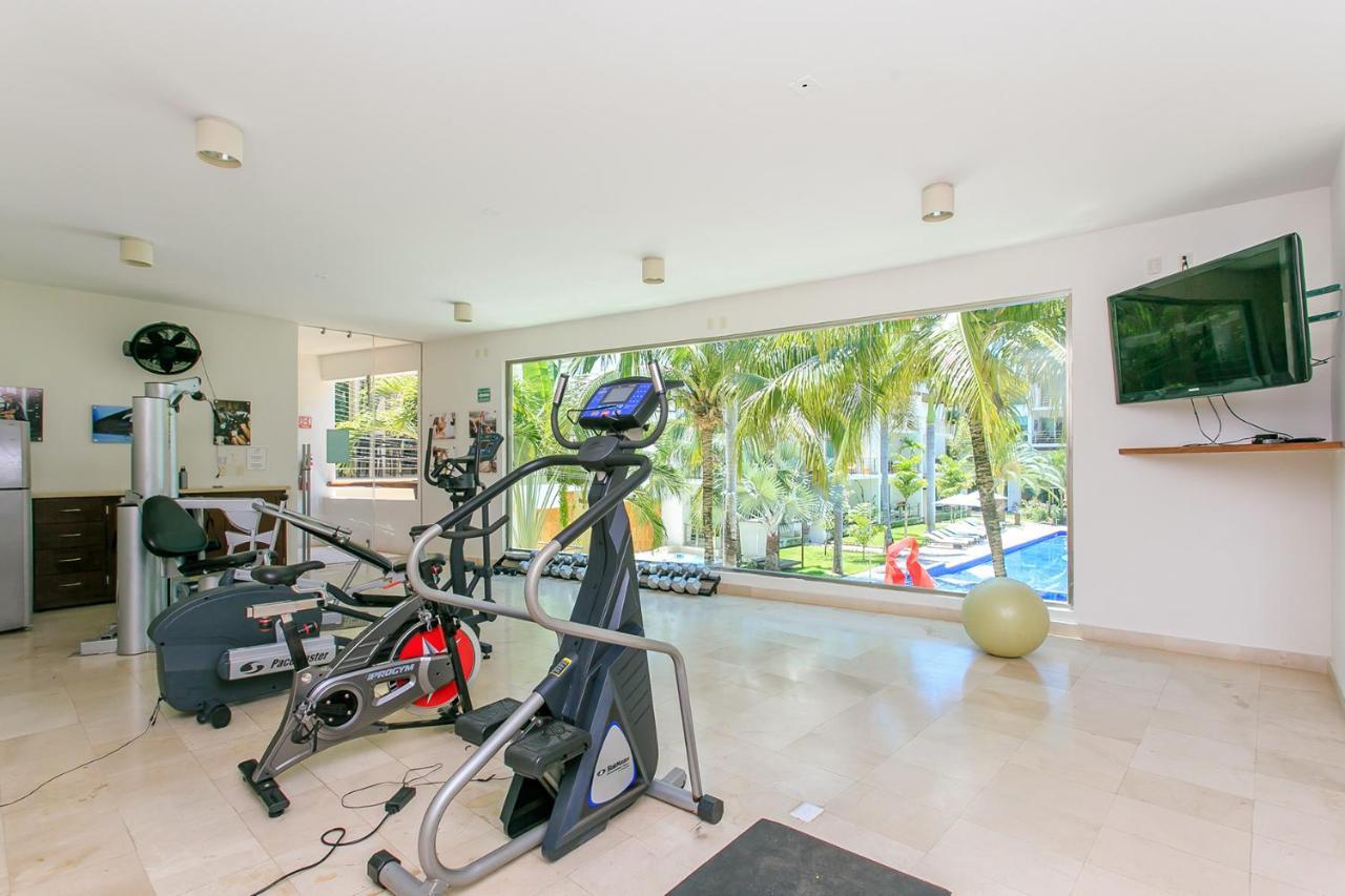 3-level With A Private Balcony & Rooftop Lounge