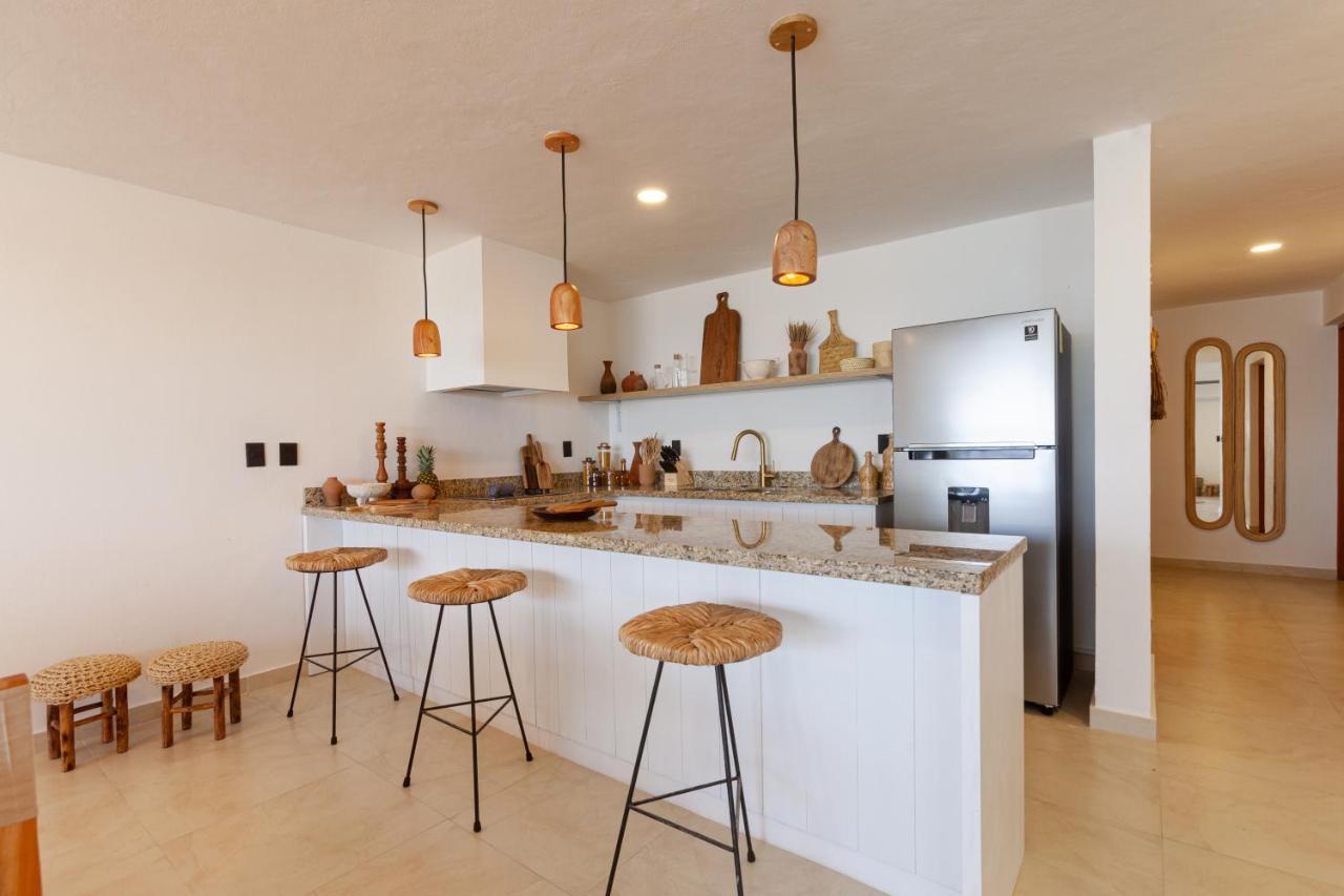 Ocean Plaza By Zama Homes Apartment