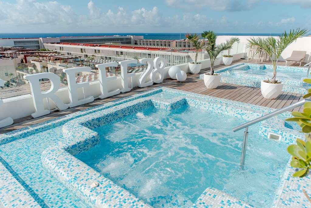 Hotel The Reef 28 *