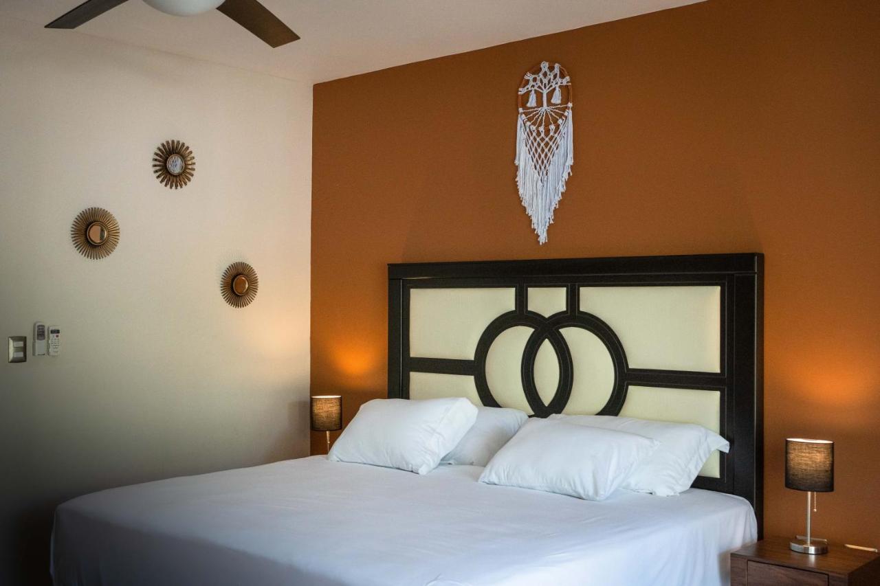 Casalesgarcons Bed & Breakfast *
