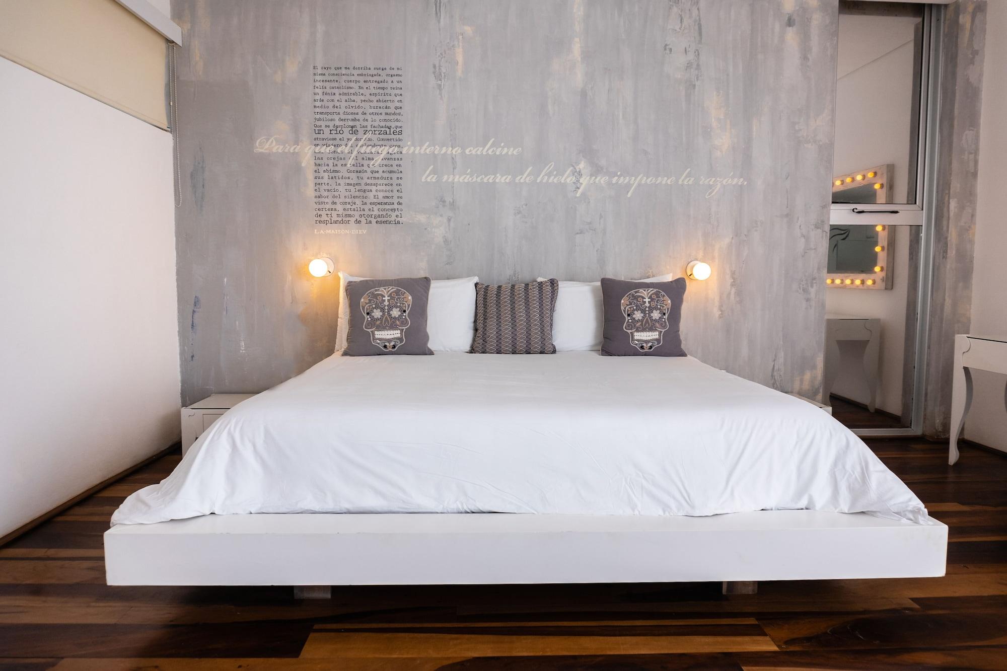 Be Playa Boutique & Rooftop Bar Hotel 4*