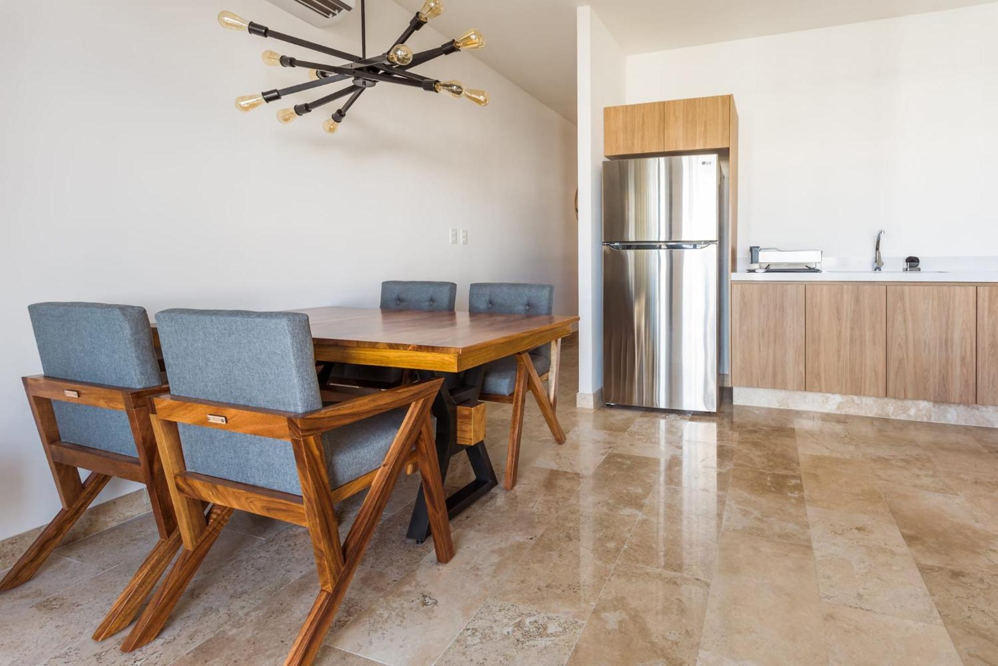 Apartment 2br In Location, Ipana Brand New, High Speed Wifi, 3 Rooftop Pools, Gym And Rooftop Bar With Ocean View Playa del Carmen
