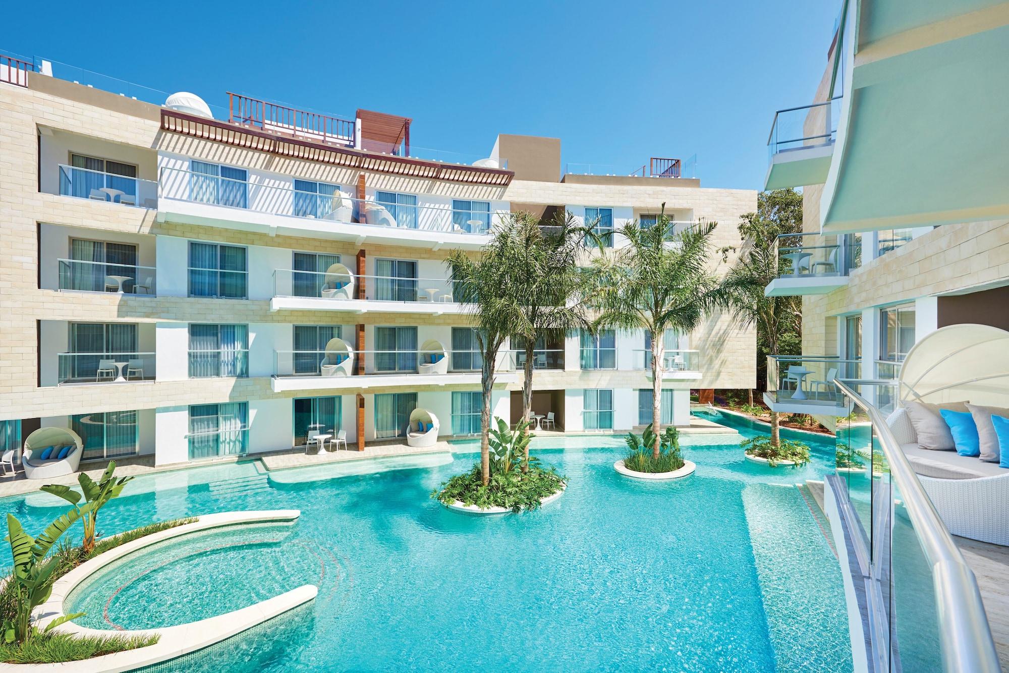 Hotel Residences At The Fives