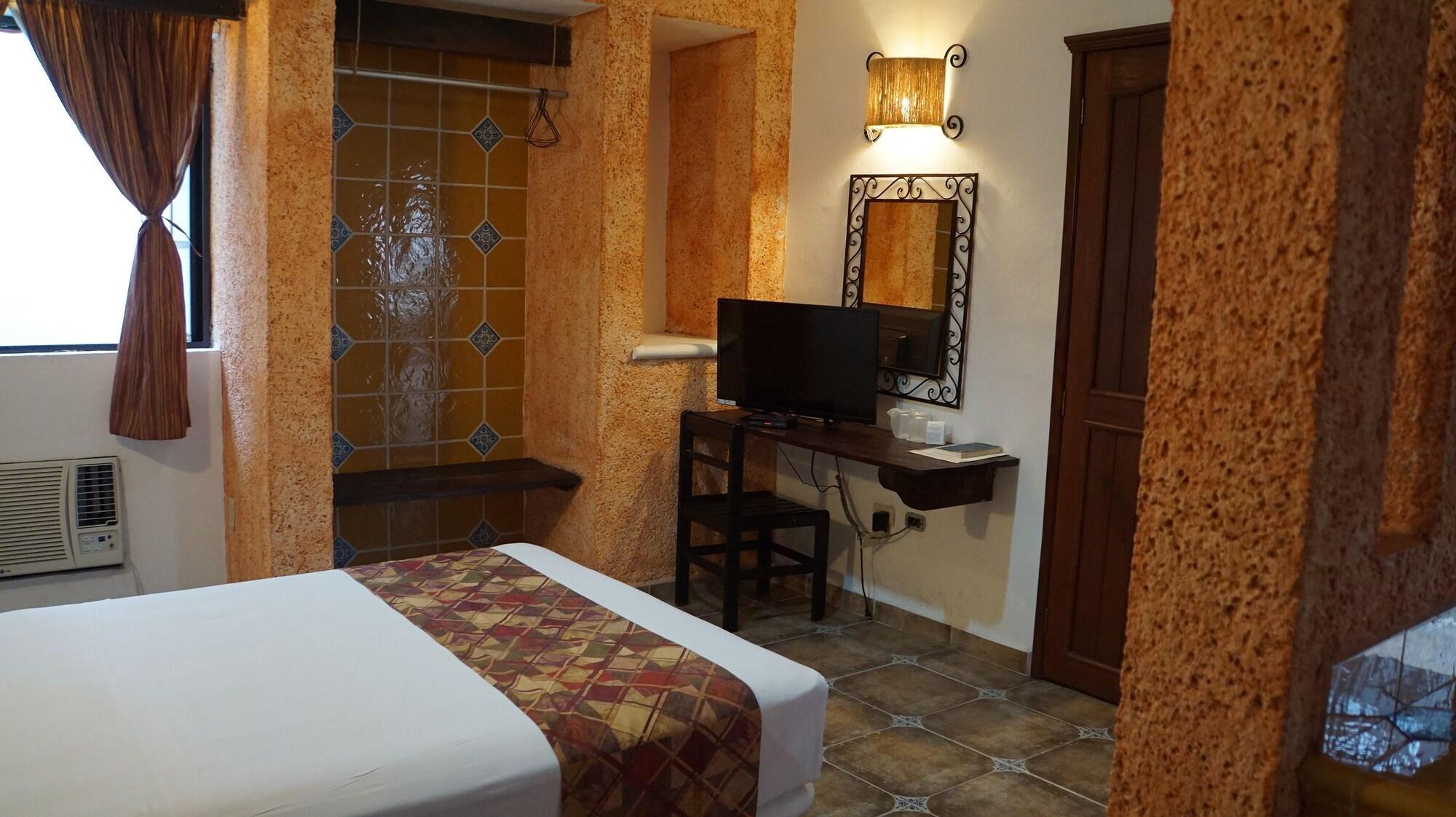 Alux Hotel