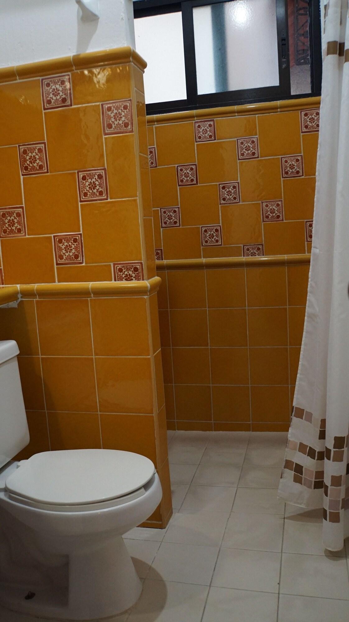 Alux Hotel