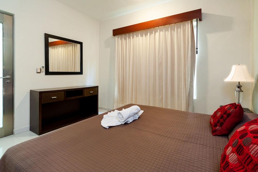 Aparthotel Encanto Riviera
