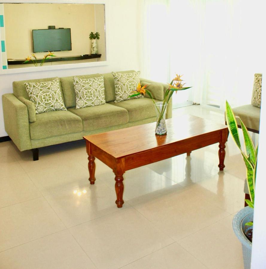 Apartment Centrally Located Apartment In Pdc *