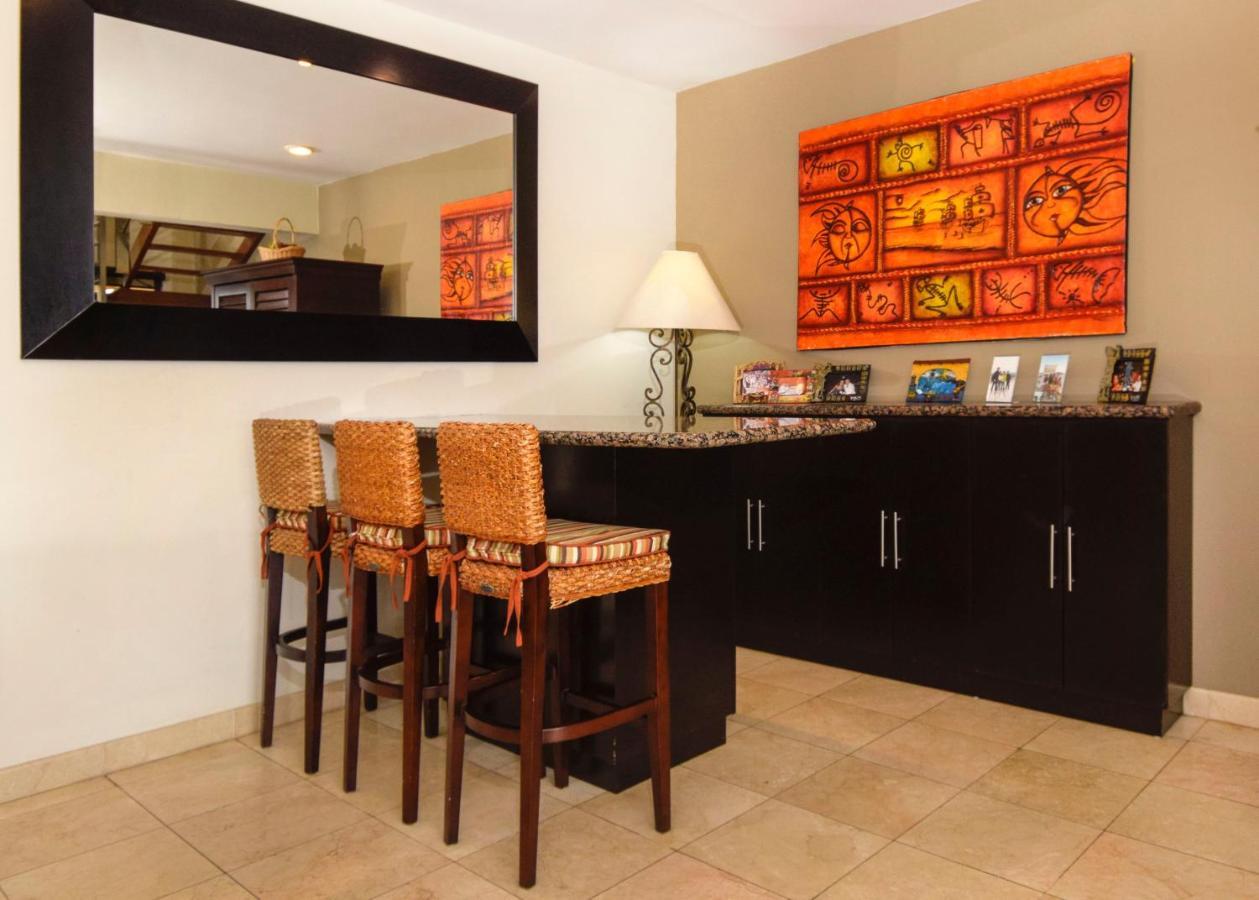 One Of Our Popular And Luxurious El Faro Coral 303 Apartamento