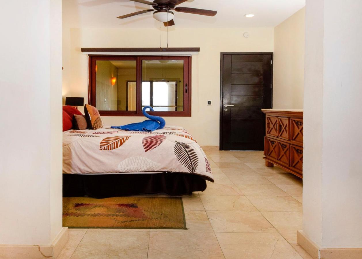 Apartamento One Of Our Popular And Luxurious El Faro Coral 303 Playa del Carmen