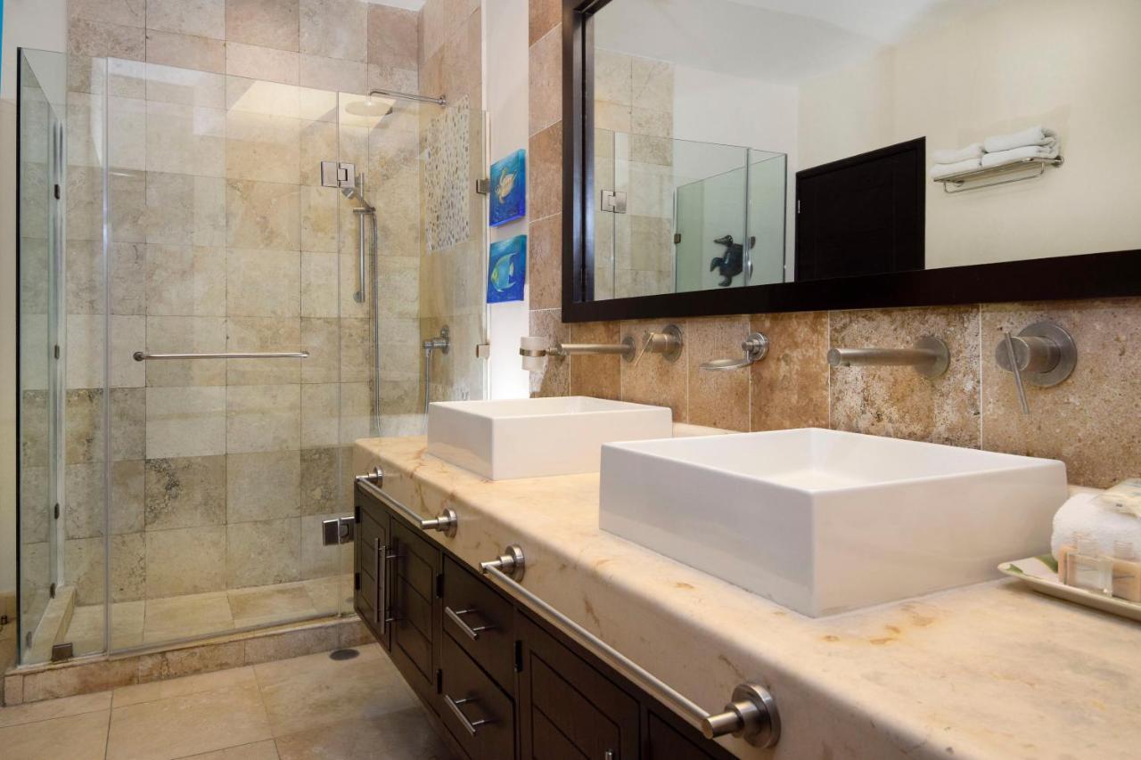 Apartamento One Of Our Popular And Luxurious El Faro Coral 303 Playa del Carmen
