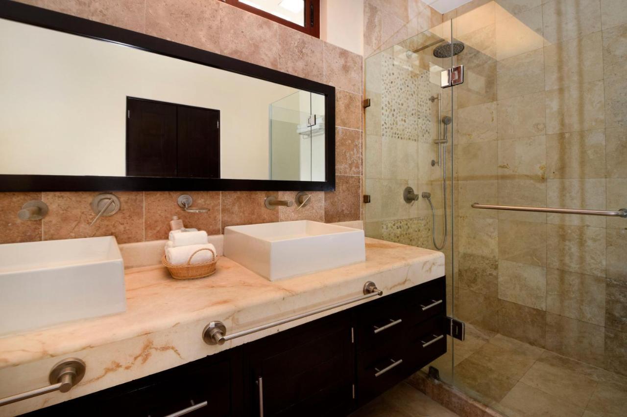 One Of Our Popular And Luxurious El Faro Coral 303 Apartamento