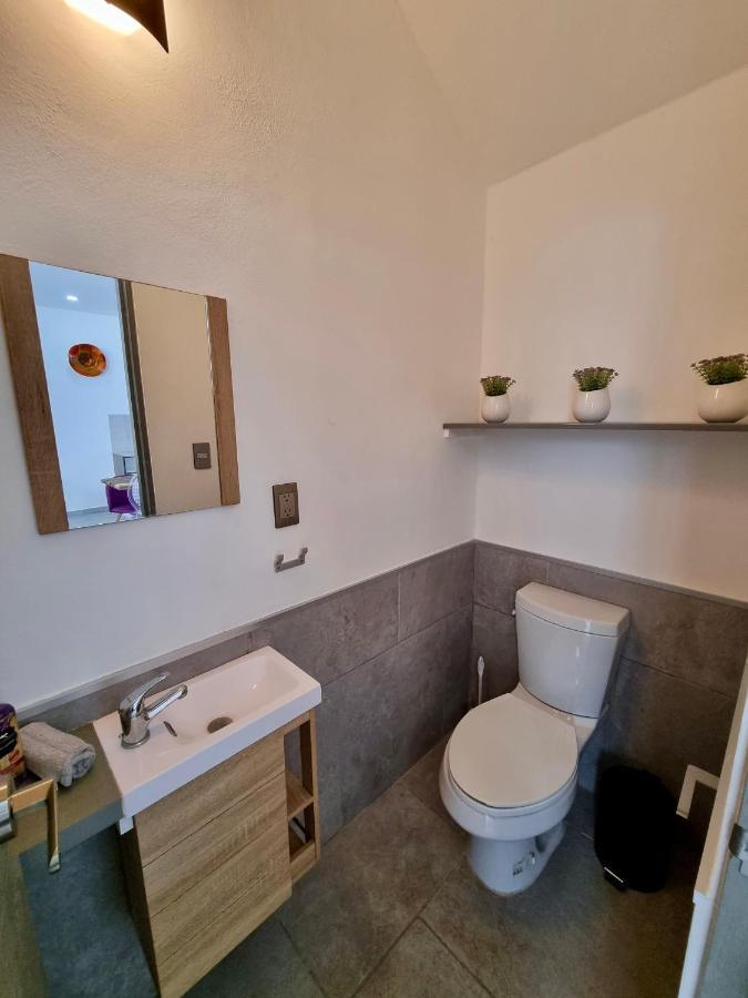 Modern Rutelena +good Location+pool+ac+sleeps 12 Playa del Carmen