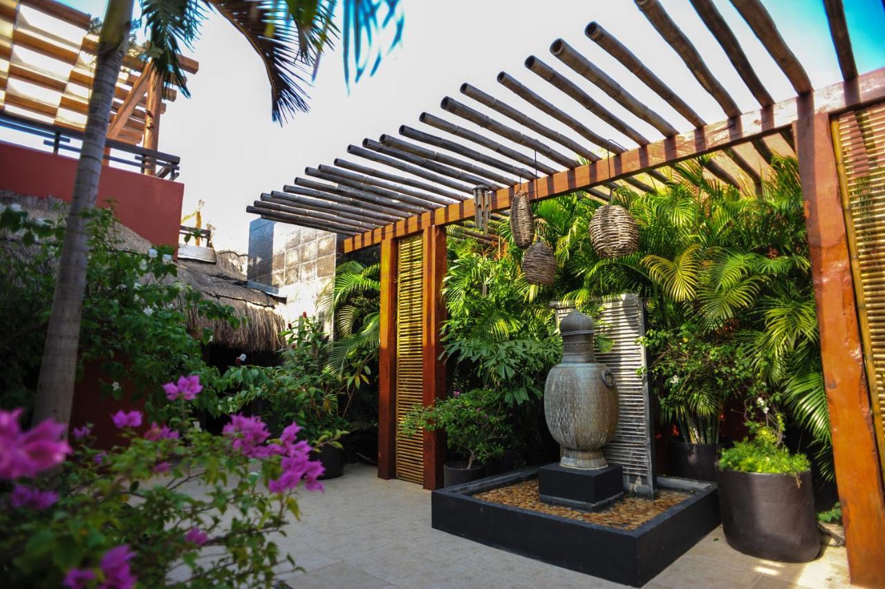 Exclusive Aldea Thai Apartment