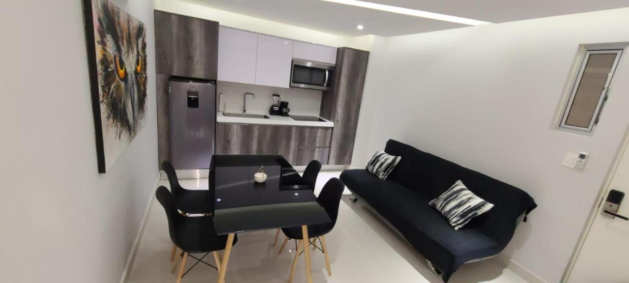 5th Avenue Aparment Apartment