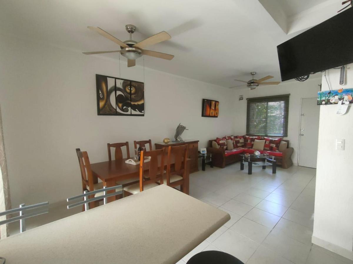 La Casa Del Mexicano Terraza Y Jardin Exoticos 12 Min Del Playa Esmeralda