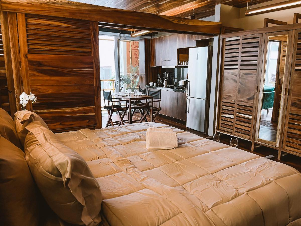 Apartment Nautical Design Near *