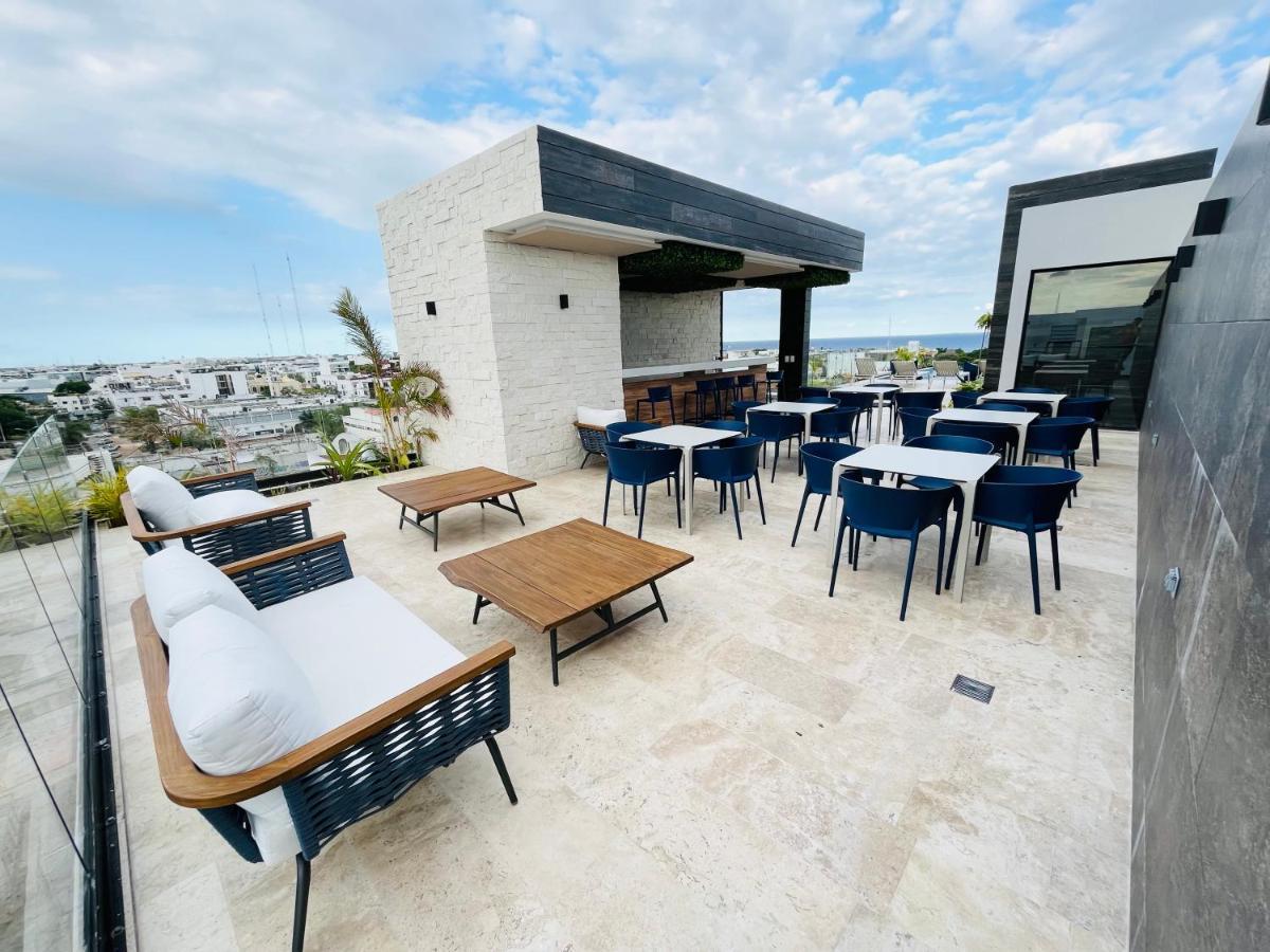 Chez Alam At Midtown 2 *