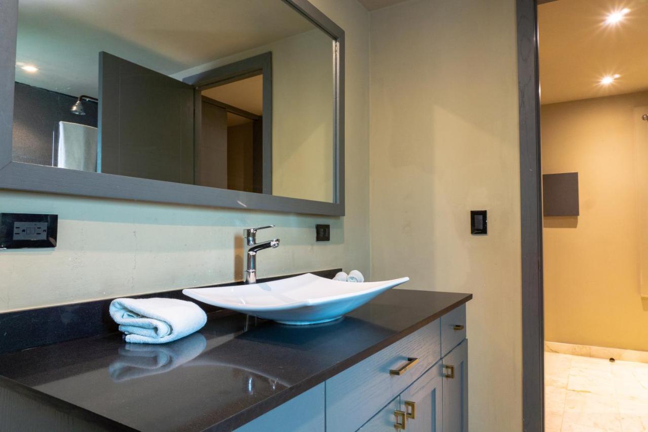 Apartment Lotus 2 One Block To Mamitas Club *