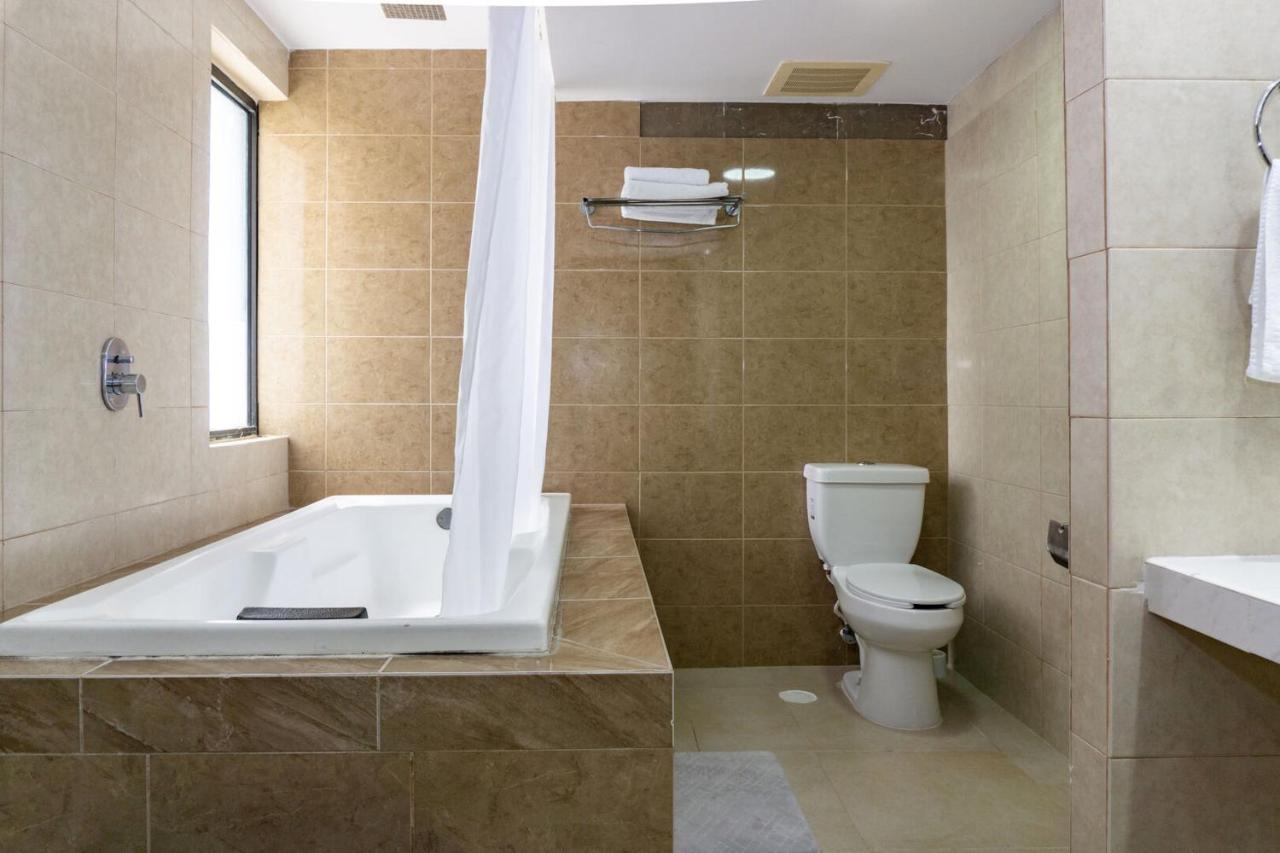 Aldea Beachside By Bvr Aparthotel