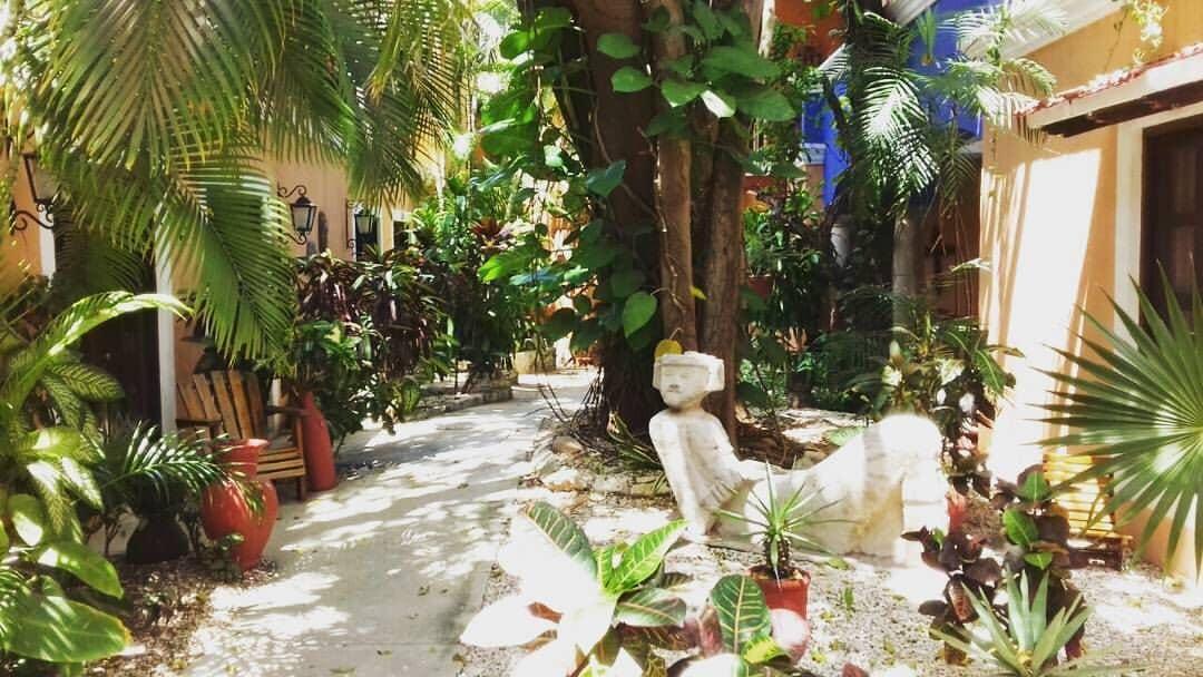 Casa De Flores Hotel