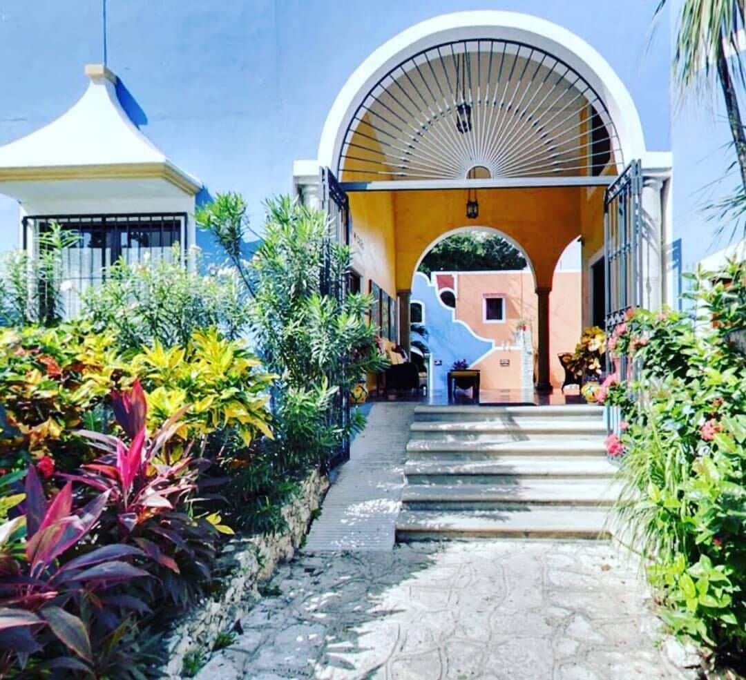 Casa De Flores 3*