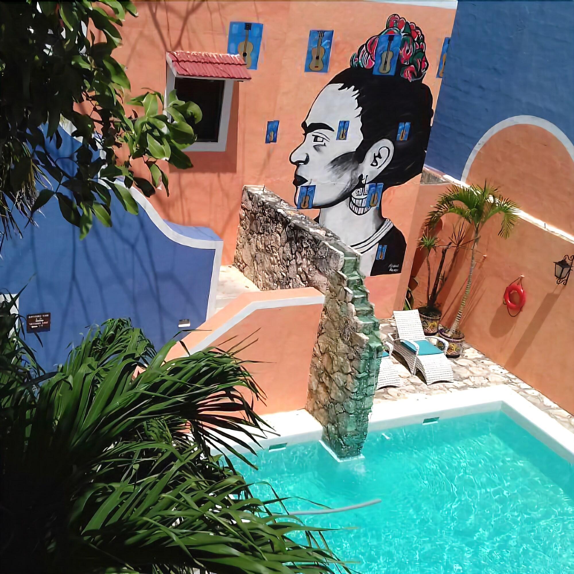 Casa De Flores Hotel 3*