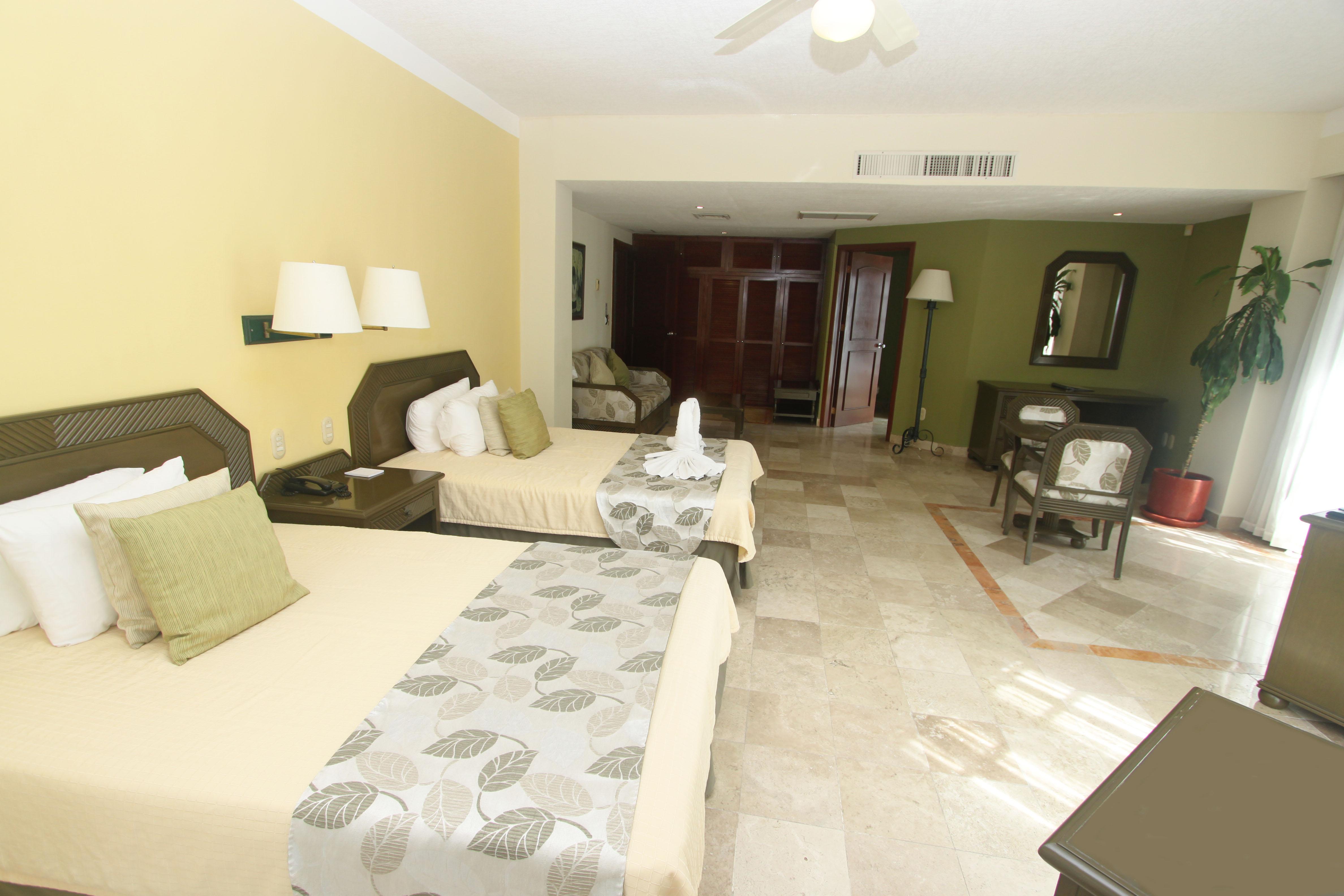 Hotel Itzaes