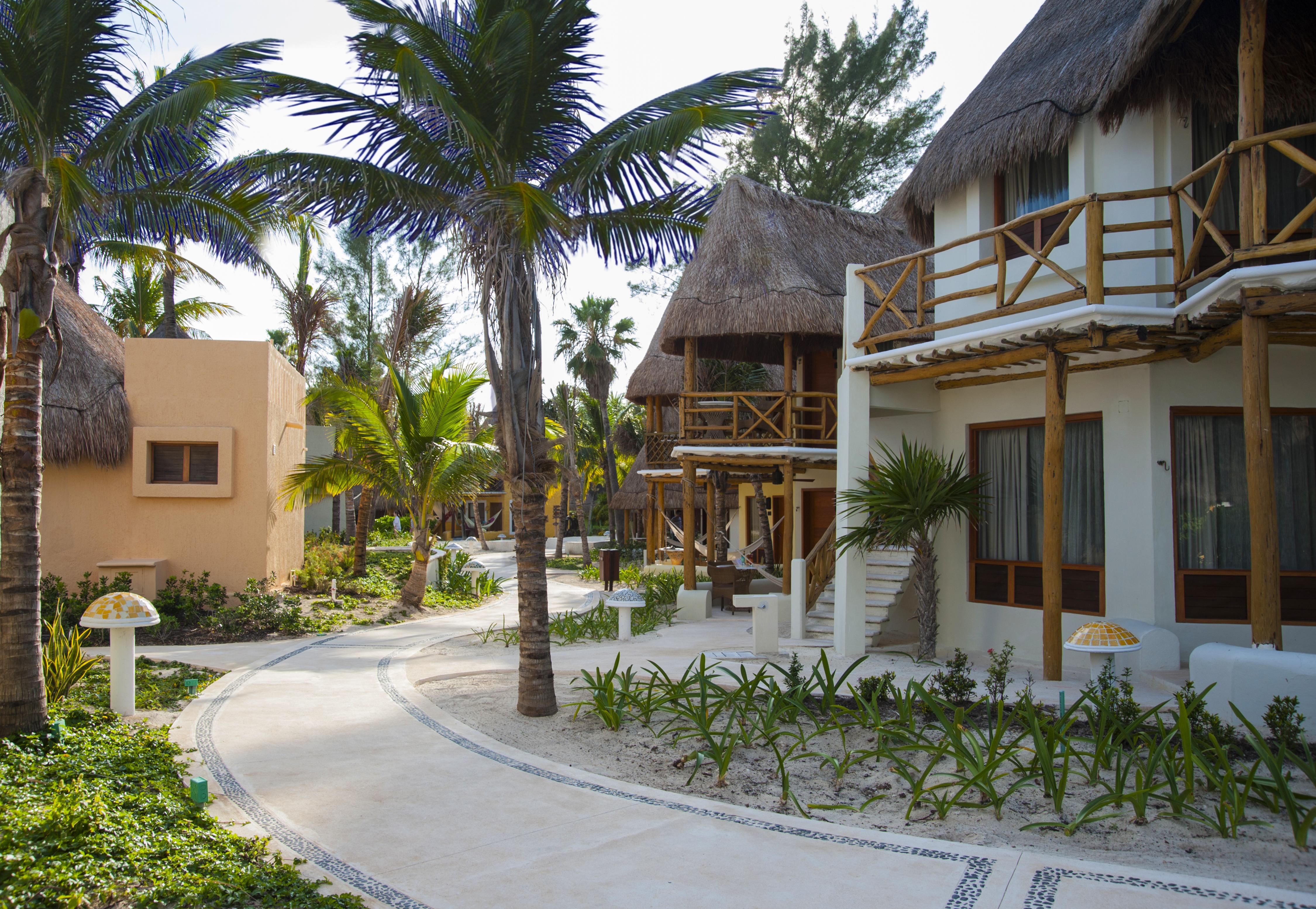Resort Mahekal Front & Playa del Carmen