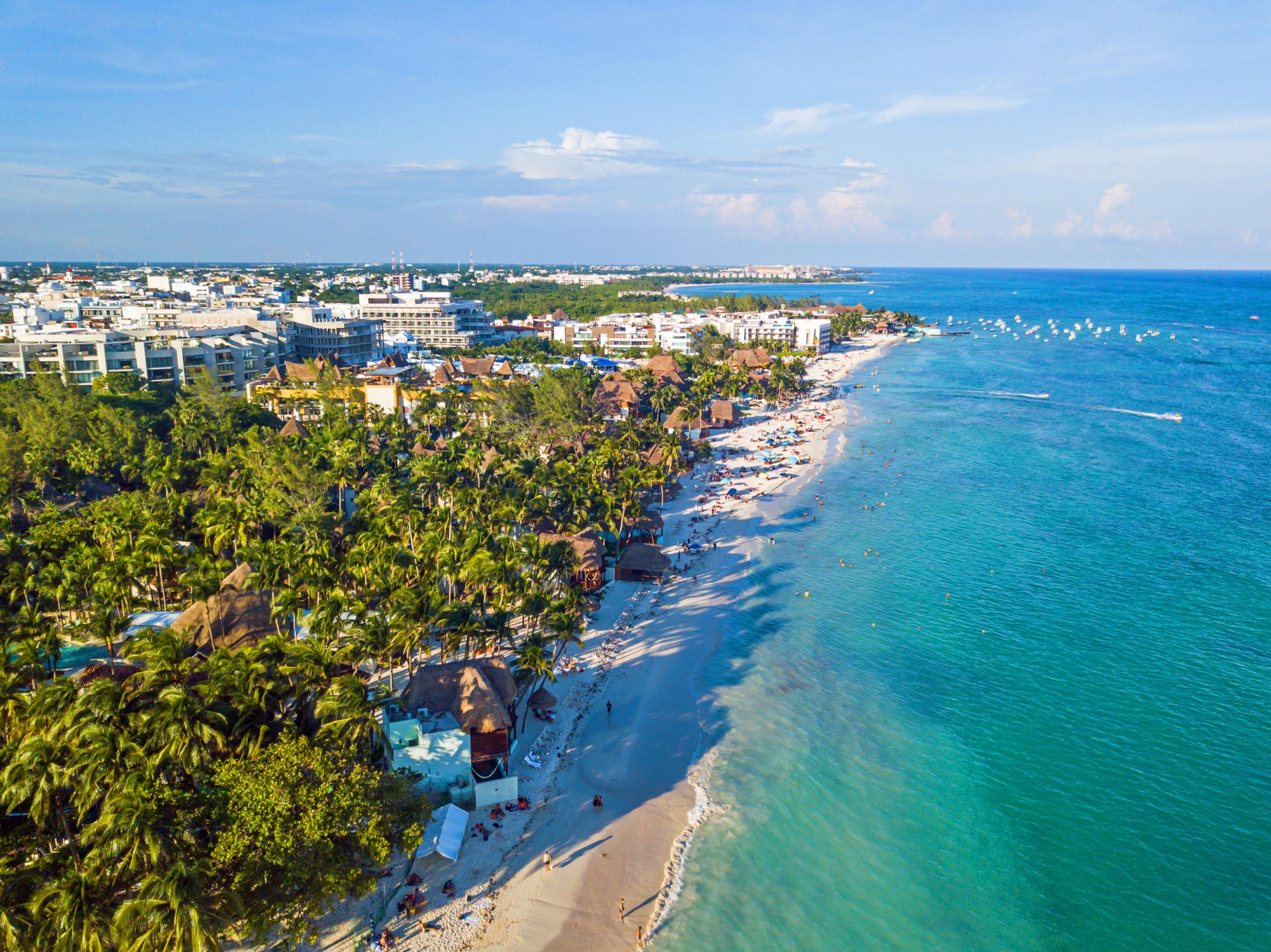 Mahekal Front & Playa del Carmen