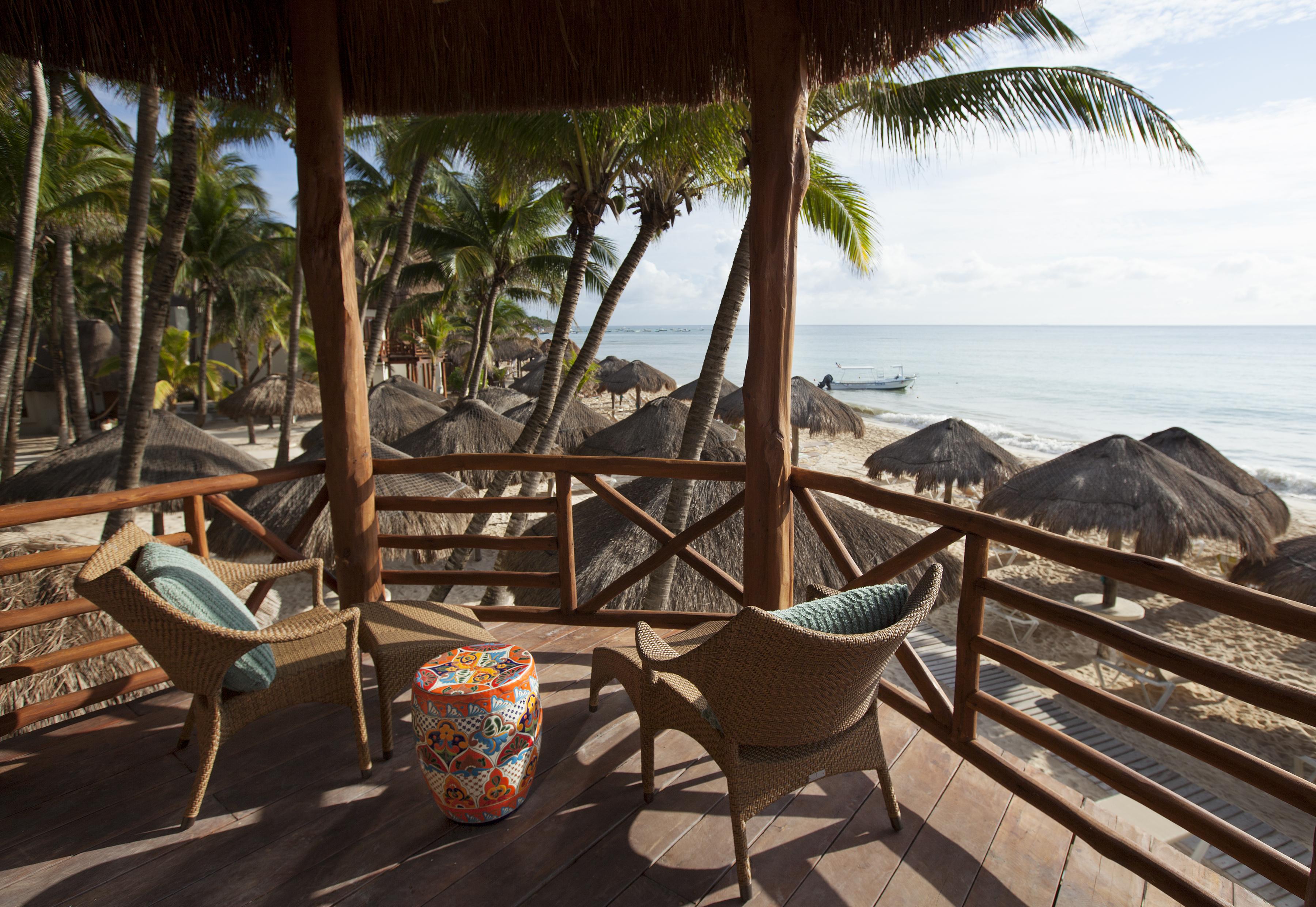 Mahekal Front & Playa del Carmen
