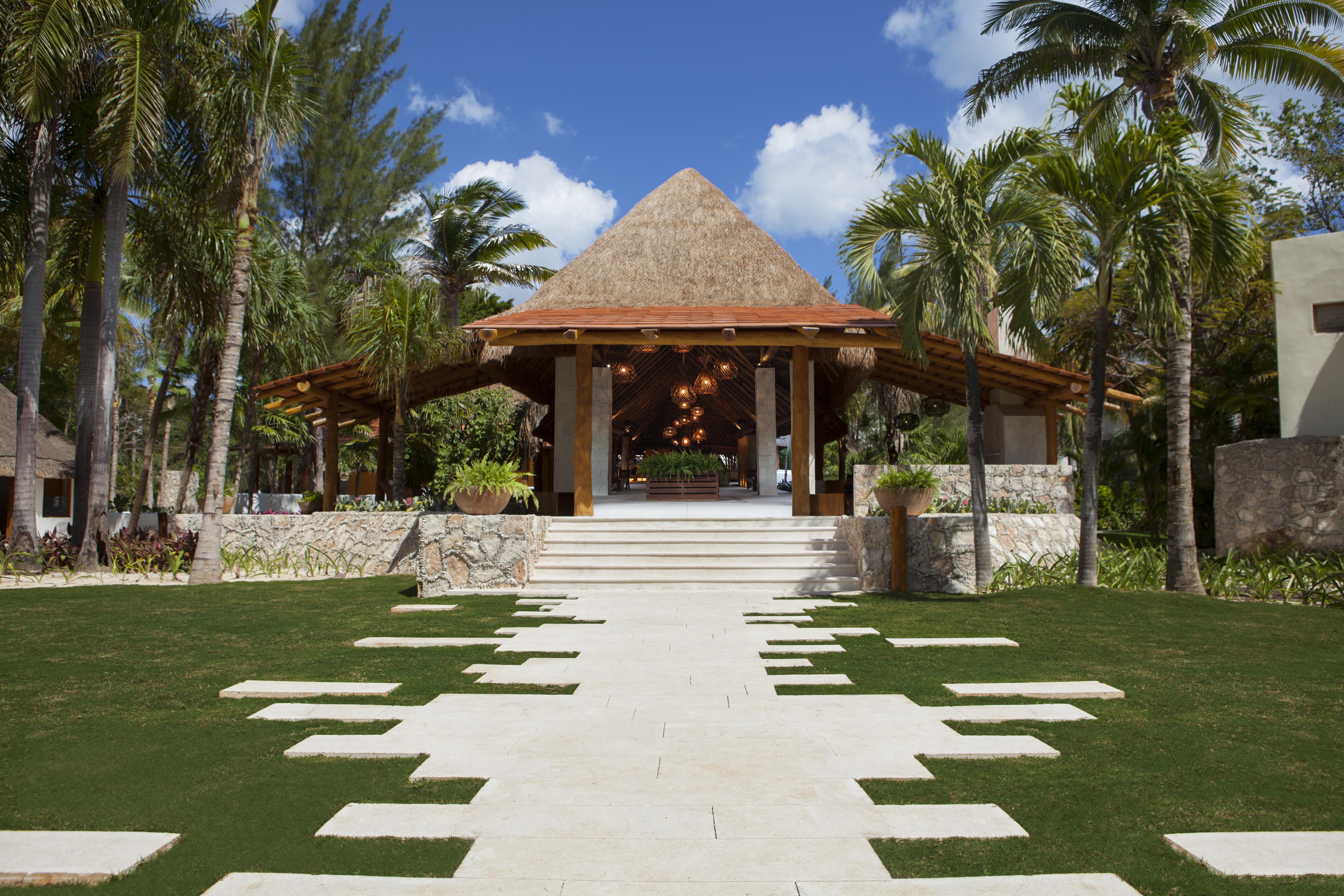 Mahekal Front & Resort