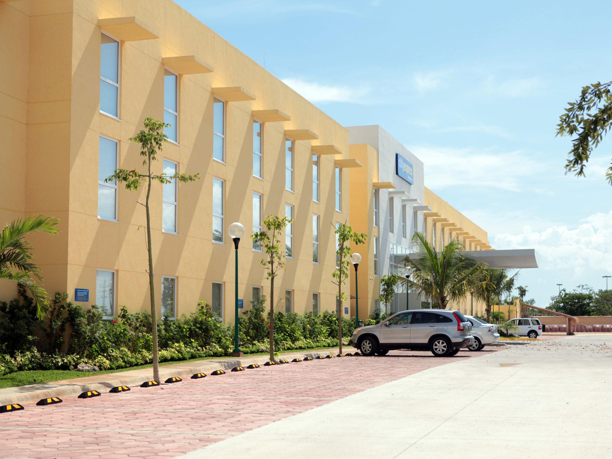 Express By Marriott Hotel Playa del Carmen