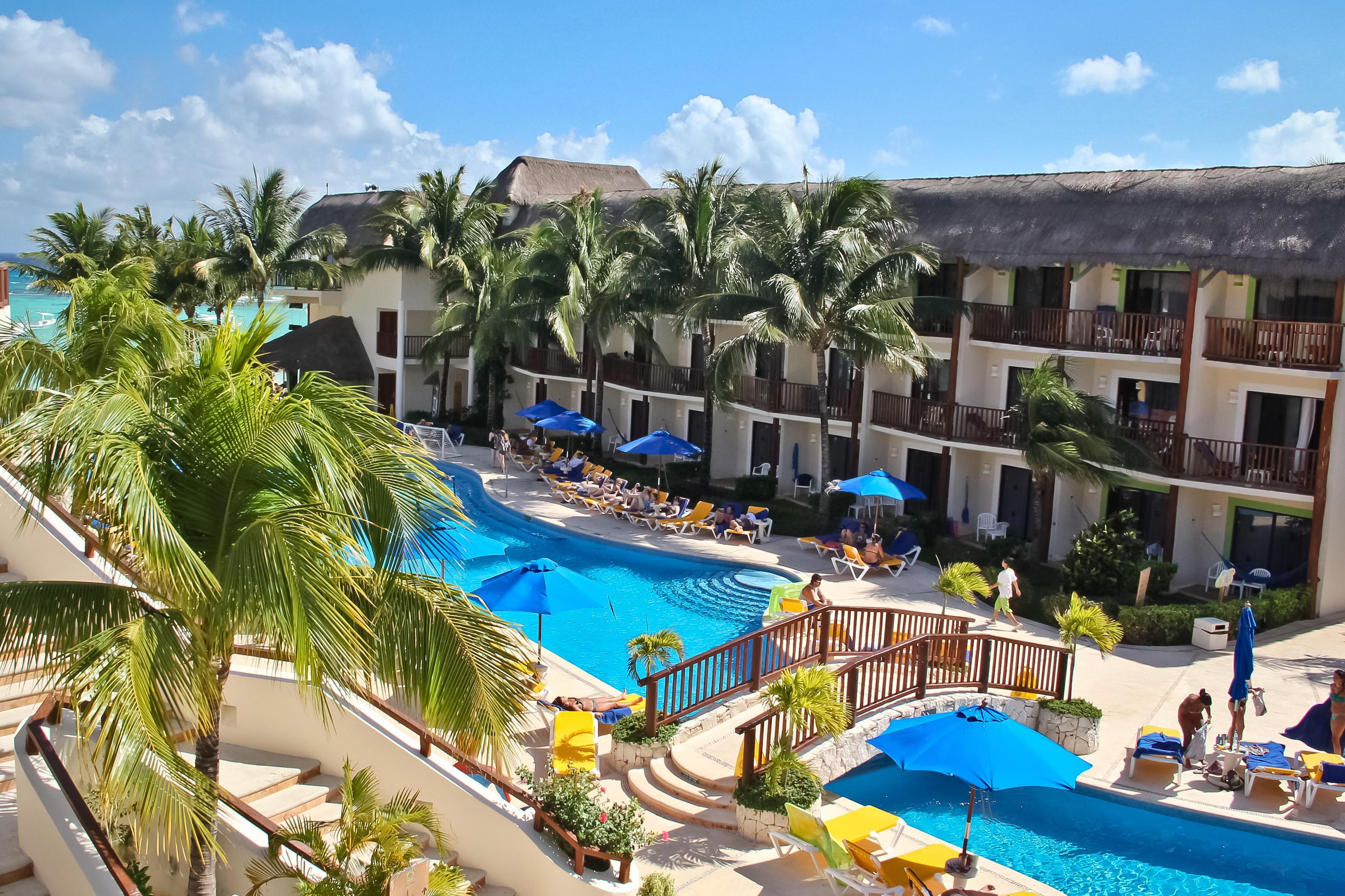 Resort The Reef Coco &