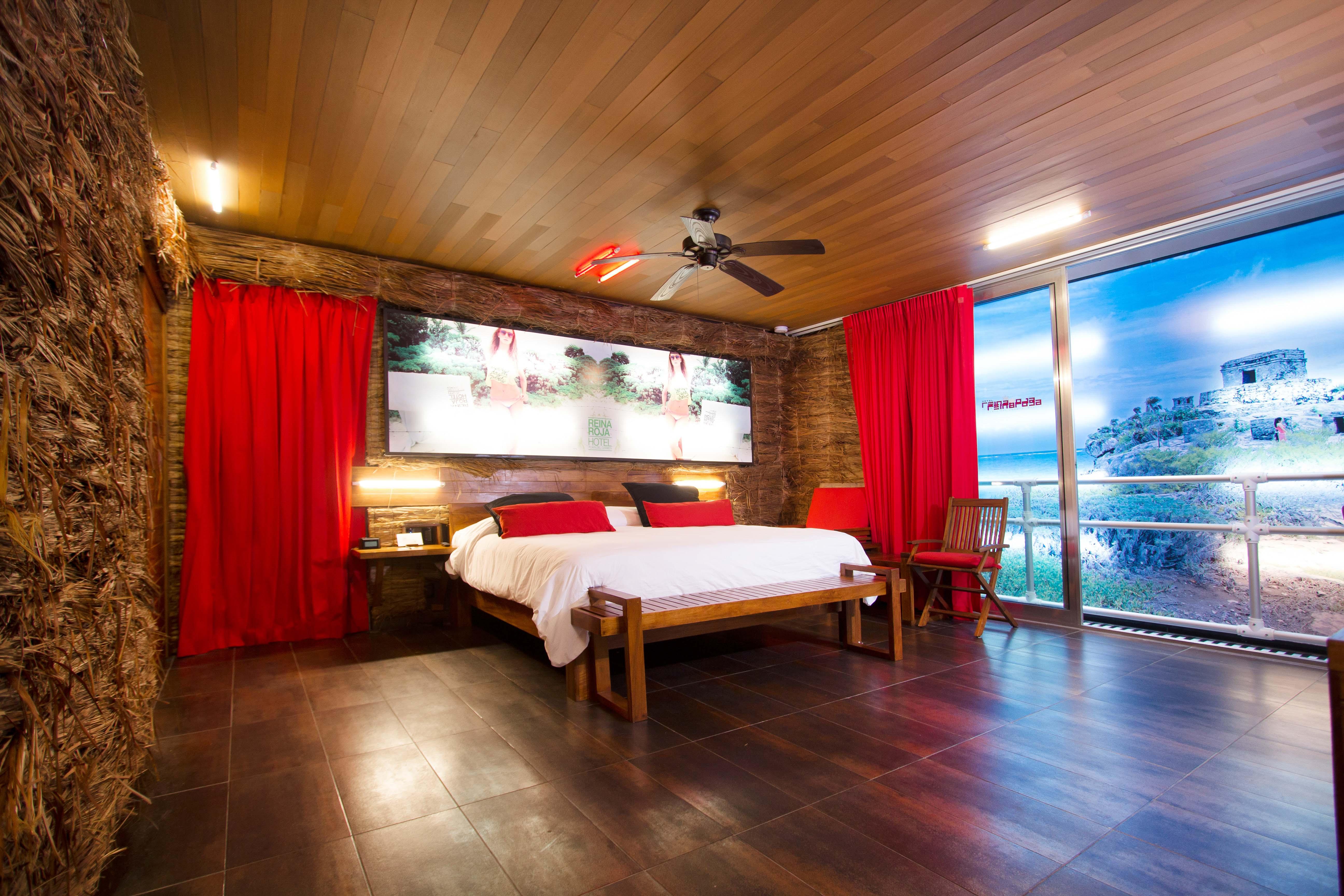 Reina Roja Hotel