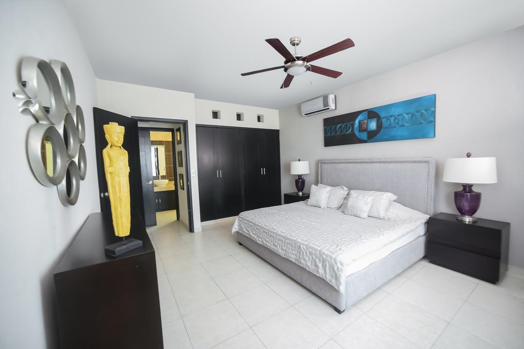 Encanto Riviera Aparthotel