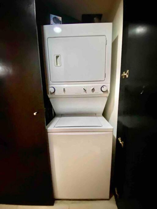 Departamento En El Centro De Excelente Ubicación Internet Fibra óptica Apartamento