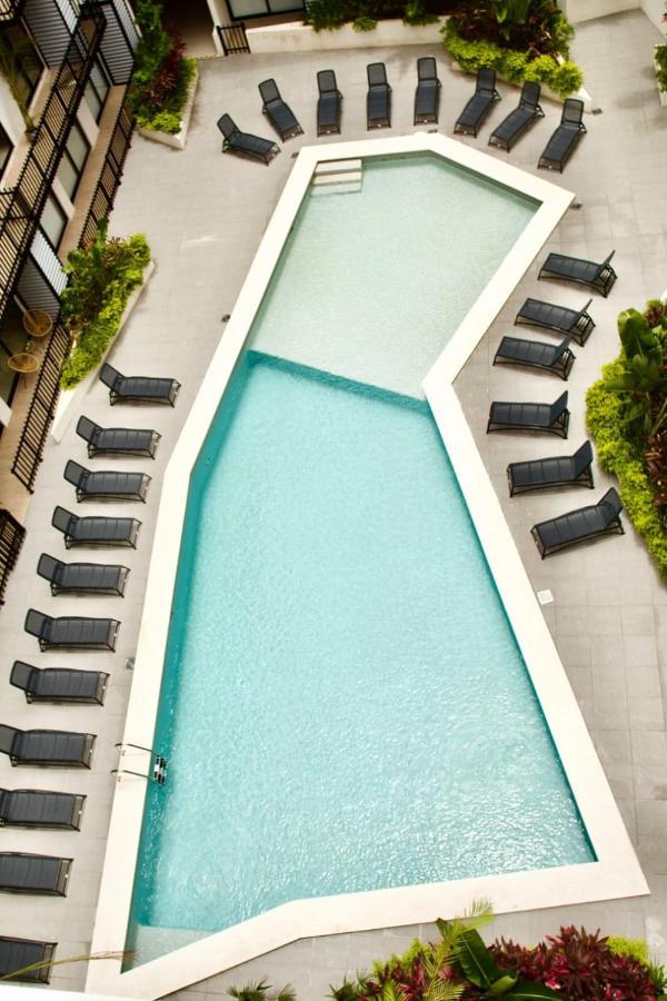 Urban Towers - Brand New Contemporary In Downtown Apartahotel *
