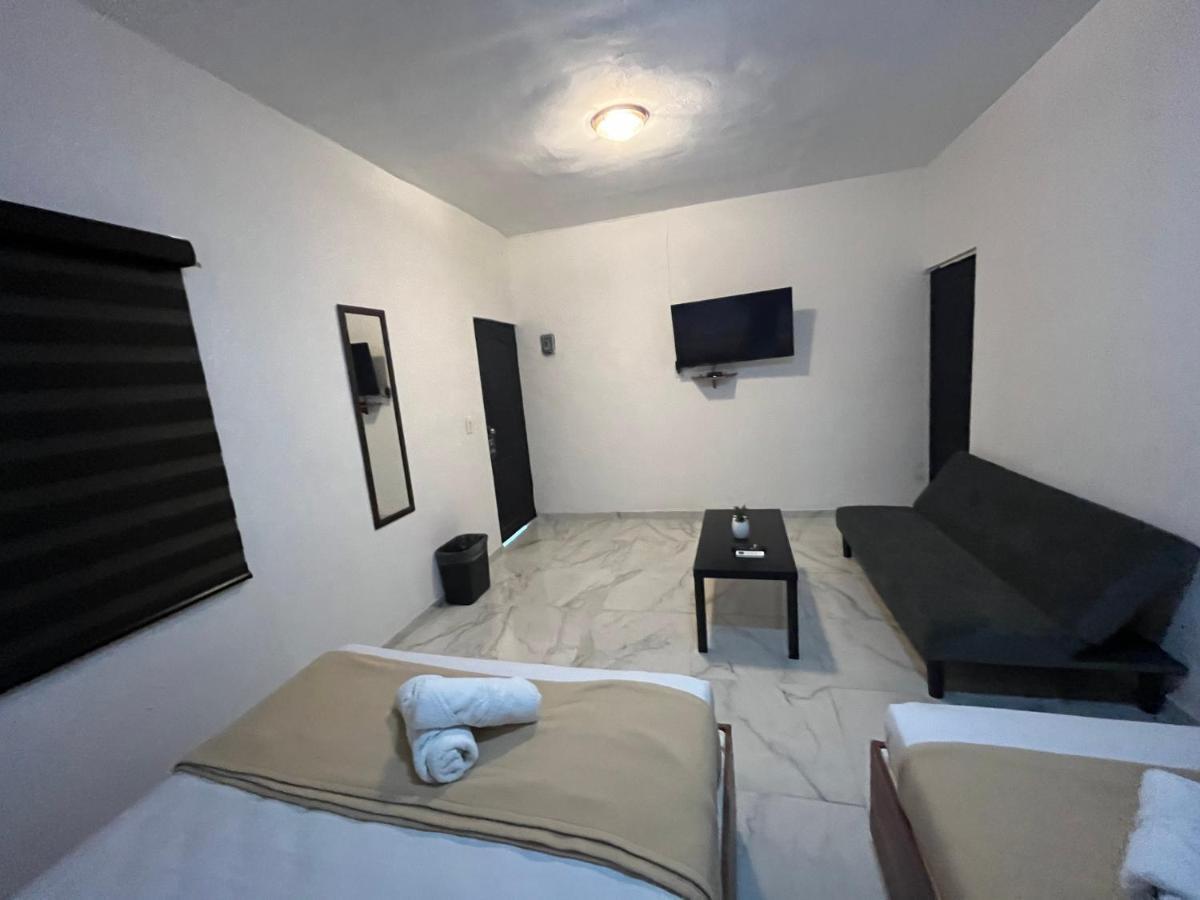 Hotel Balam Playa - 15th Ave