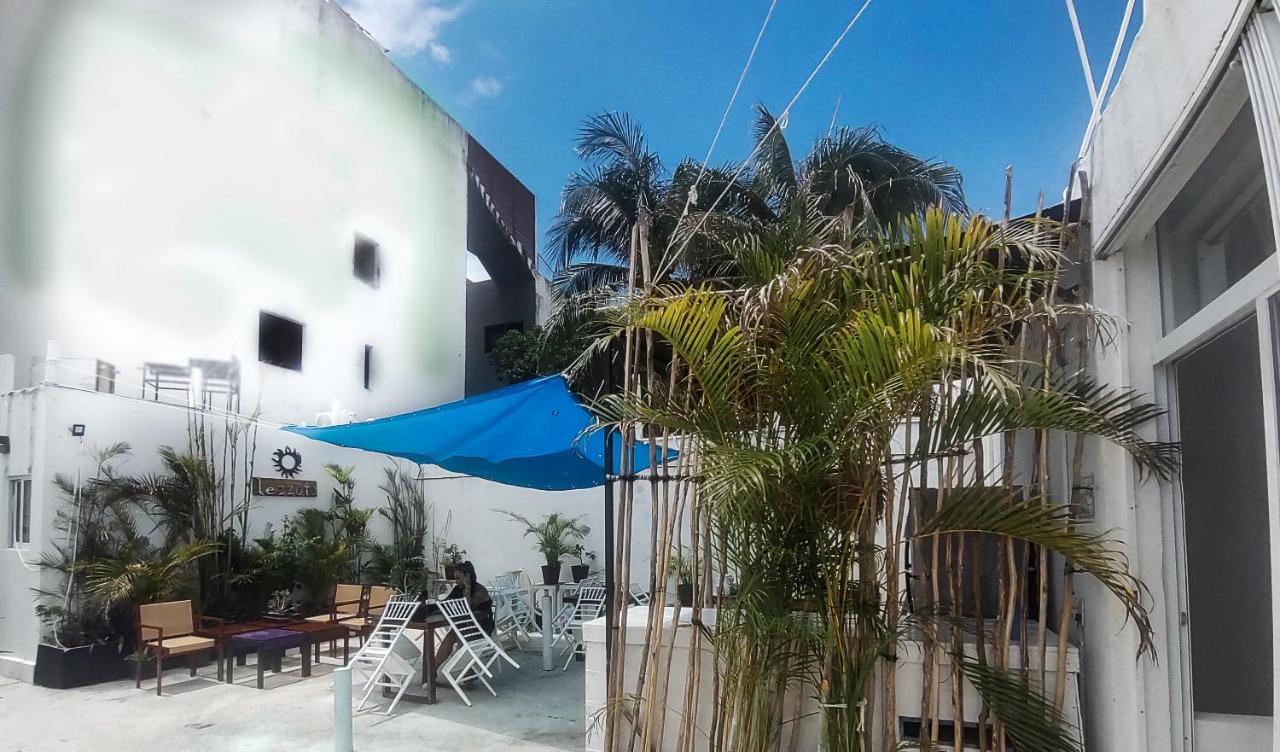 Lezzoto Boutique 2,5 Hostel *