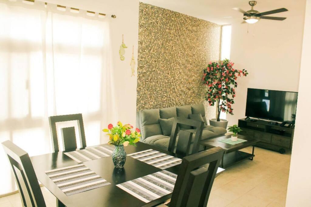 Hermoso Departamento En La Avenida Colosio Apartment Playa del Carmen